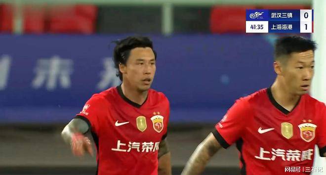 摩纳哥主场失利，榜首宝座岌岌可危